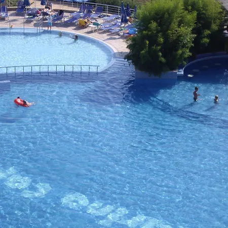 Апартаменты Deluxe In Marina Cape 4 Stars Complex 33 7