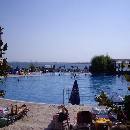 Deluxe In Marina Cape 4 Stars Complex 33 7 *