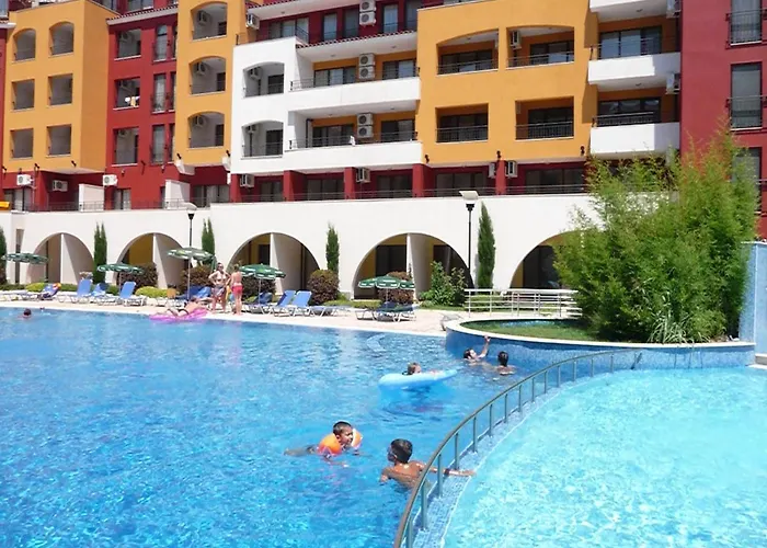 Апартамент Deluxe In Marina Cape 4 Stars Complex 33 7 *