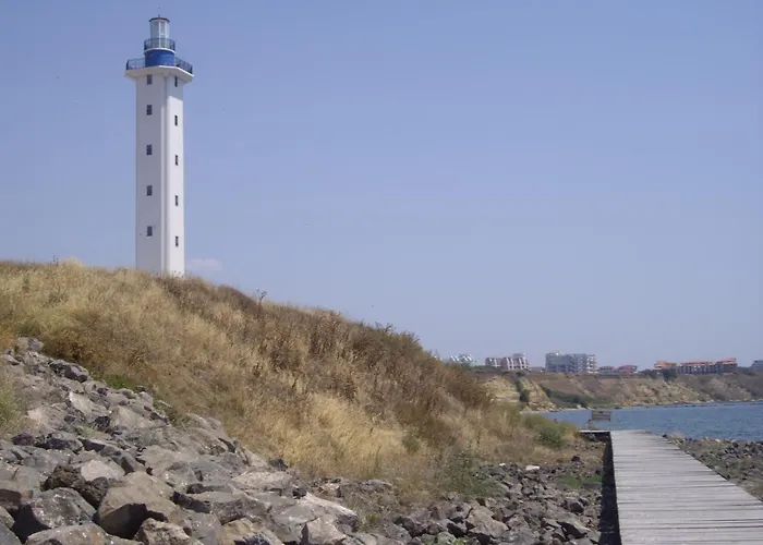 Апартамент Deluxe In Marina Cape 4 Stars Complex 33 7 *